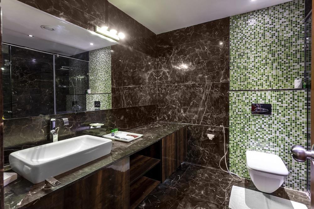 Atrio By Devam Hotel Gurgáon Kültér fotó
